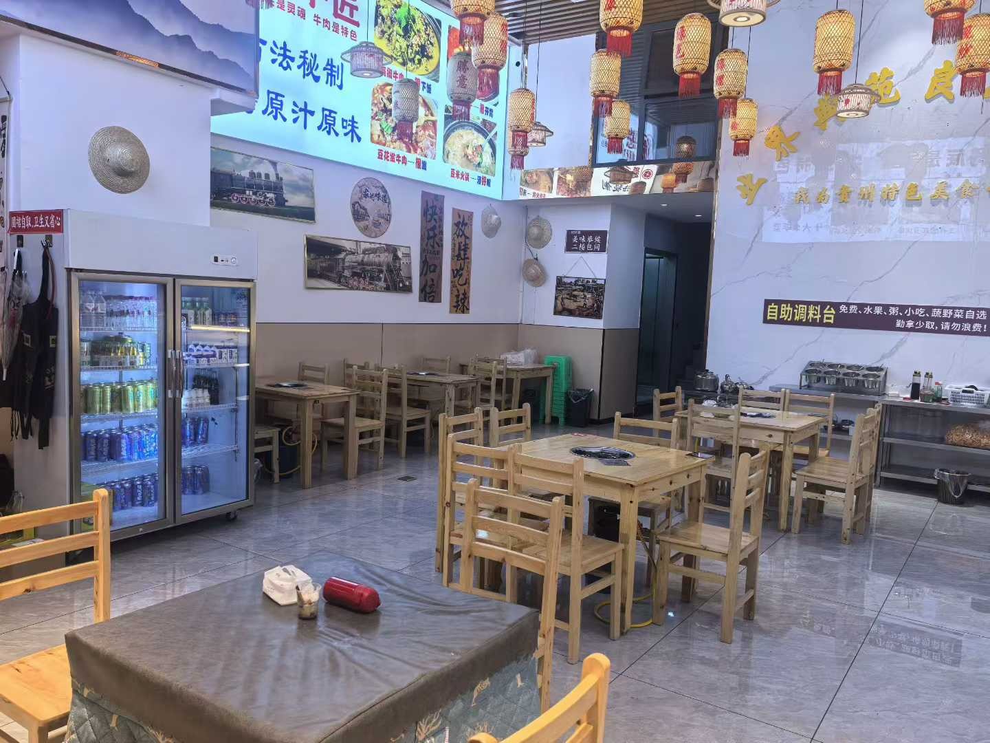 门面‮价低‬转让国酒南路700号，盐津‮酒大‬楼对面